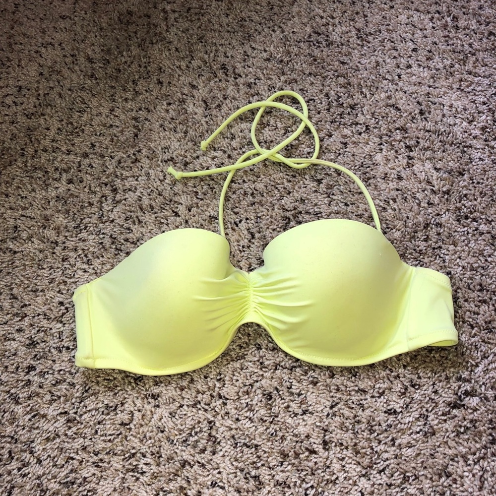 Victoria’s Secret Adorable Swimsuit Top